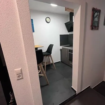 Kleine Im - Konzept Flieger - 2 Stockwerke 公寓 泰特南