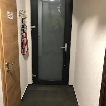 Kleine Im - Konzept Flieger - 2 Stockwerke 泰特南